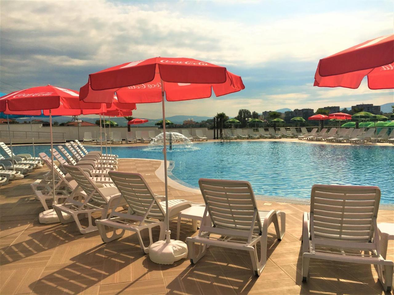 Hotel Aqua Kyrdżali Zewnętrze zdjęcie