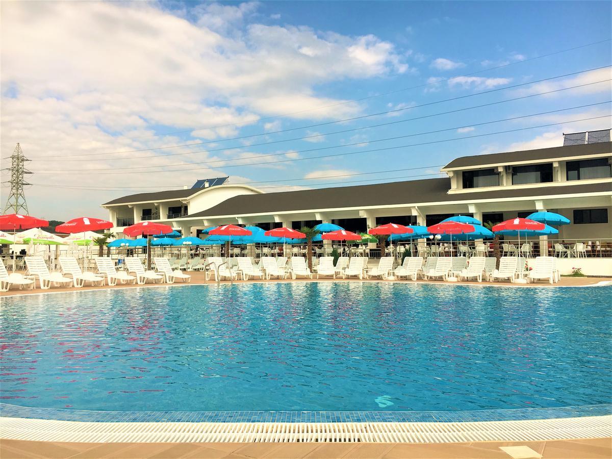 Hotel Aqua Kyrdżali Zewnętrze zdjęcie