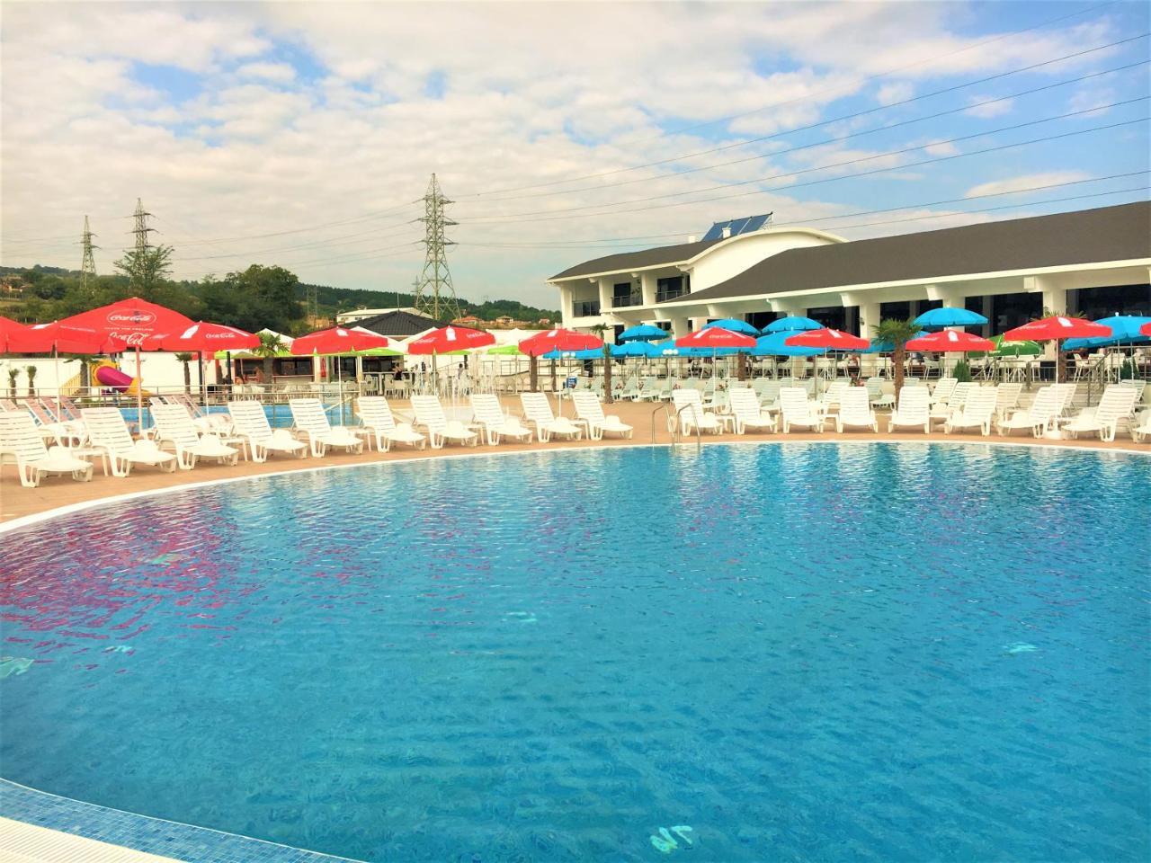 Hotel Aqua Kyrdżali Zewnętrze zdjęcie