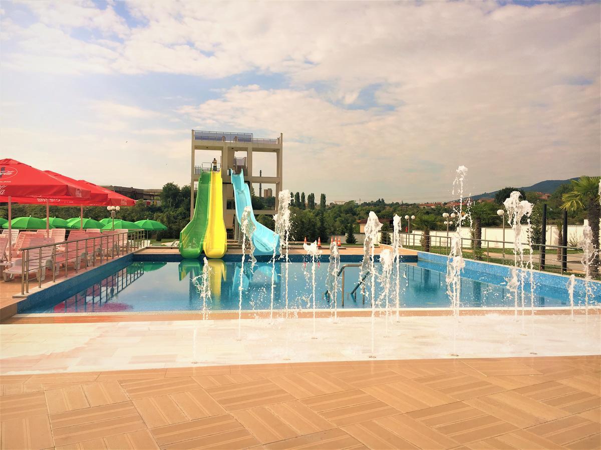 Hotel Aqua Kyrdżali Zewnętrze zdjęcie